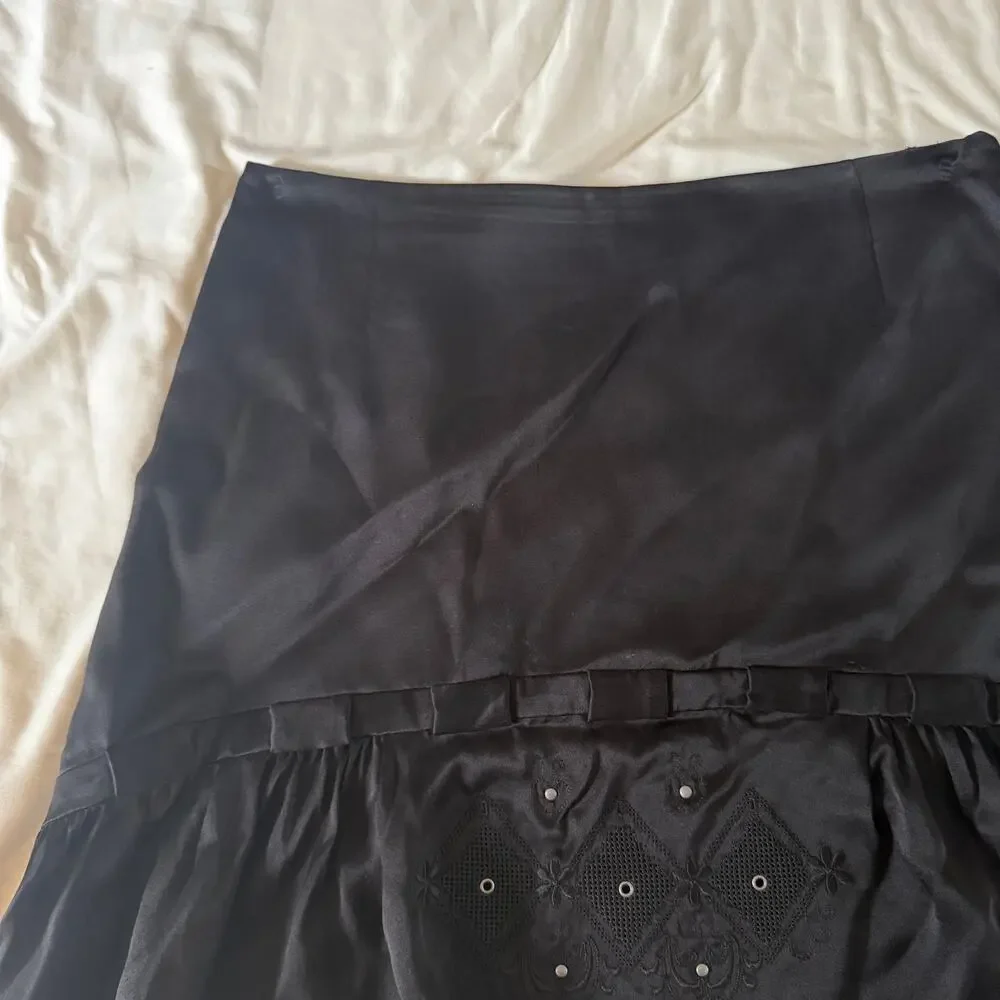 Coach Black Silk Mini Skirt 2 Floral Embroidered